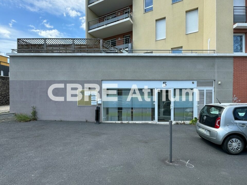 ATRIUM LOCATION-LOCAL COMMERCIAL-CLERMONT_FERRAND-63