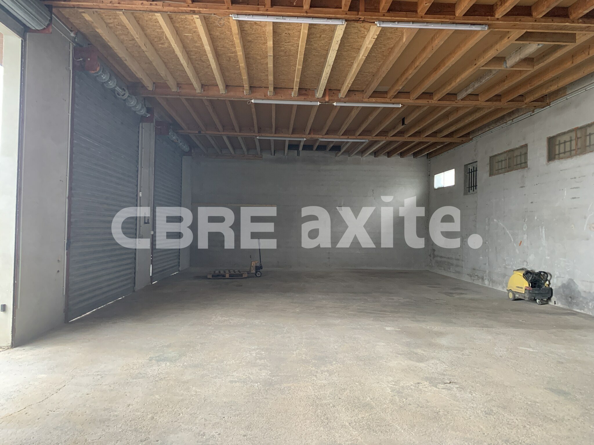 CBRE AXITE ANNECY LOCATION-LOCAL D'ACTIVITE-MURES-74