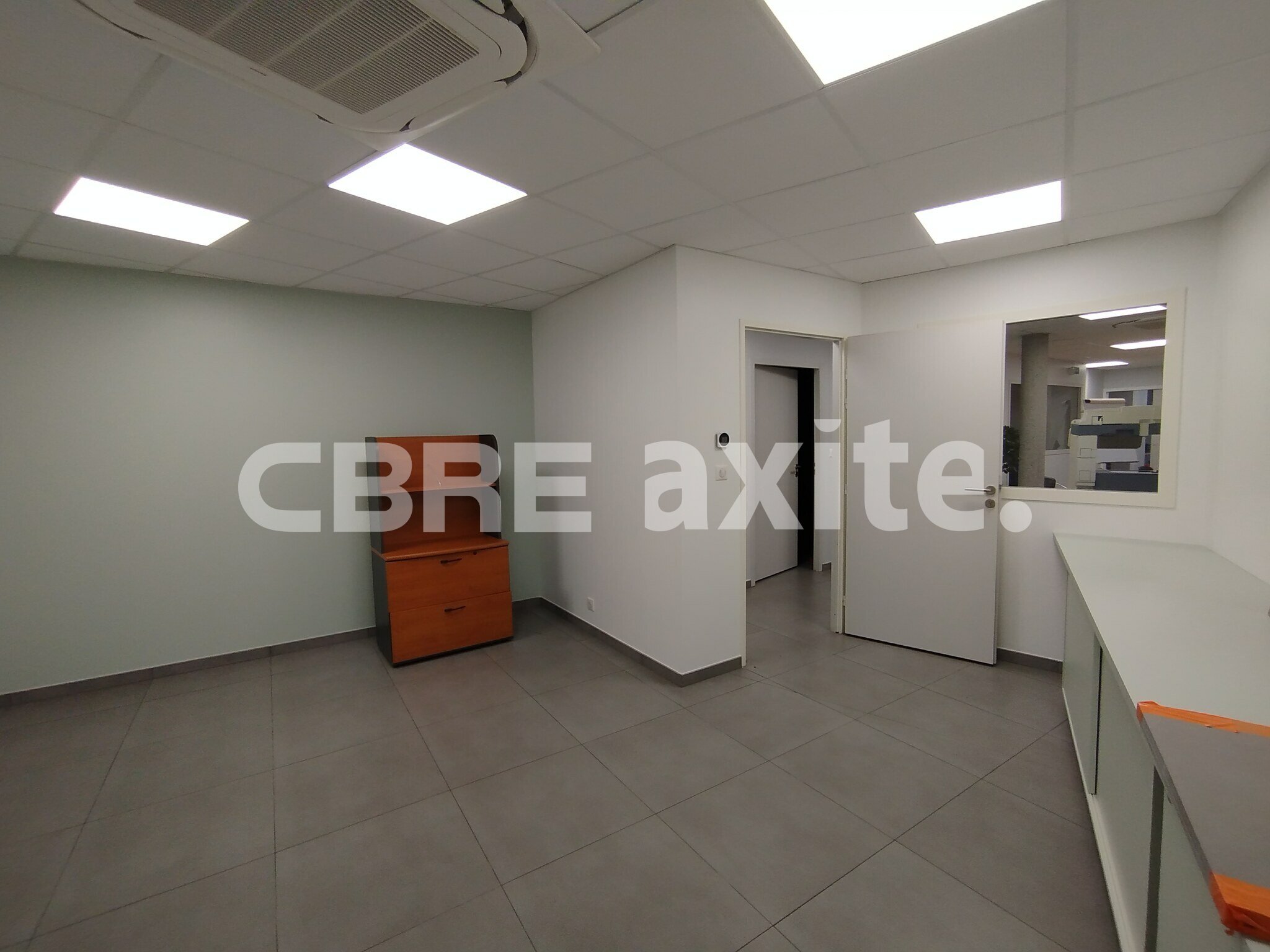 CBRE AXITE ANNECY LOCATION-LOCAL COMMERCIAL-ANNECY-74