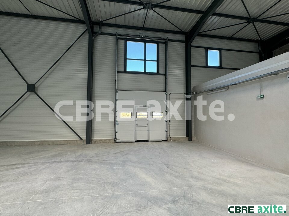 CBRE AXITE BOURGOIN VENTE-LOCAL D'ACTIVITE-SAINT_QUENTIN_FALLAVIER-38