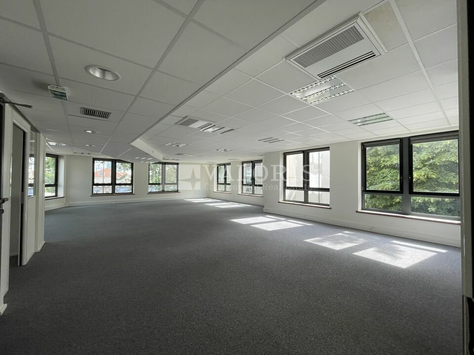 VALORIS REAL ESTATE LOCATION-BUREAUX-LYON_3-69