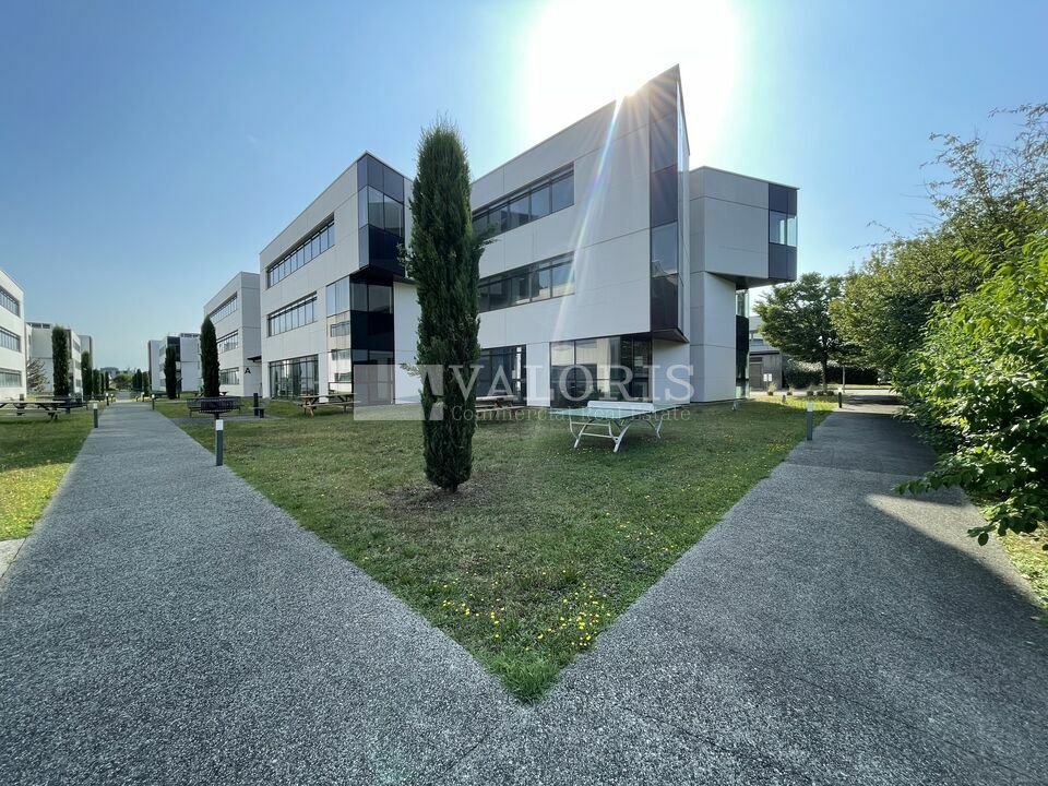 VALORIS REAL ESTATE LOCATION-BUREAUX-SAINT_PRIEST-69