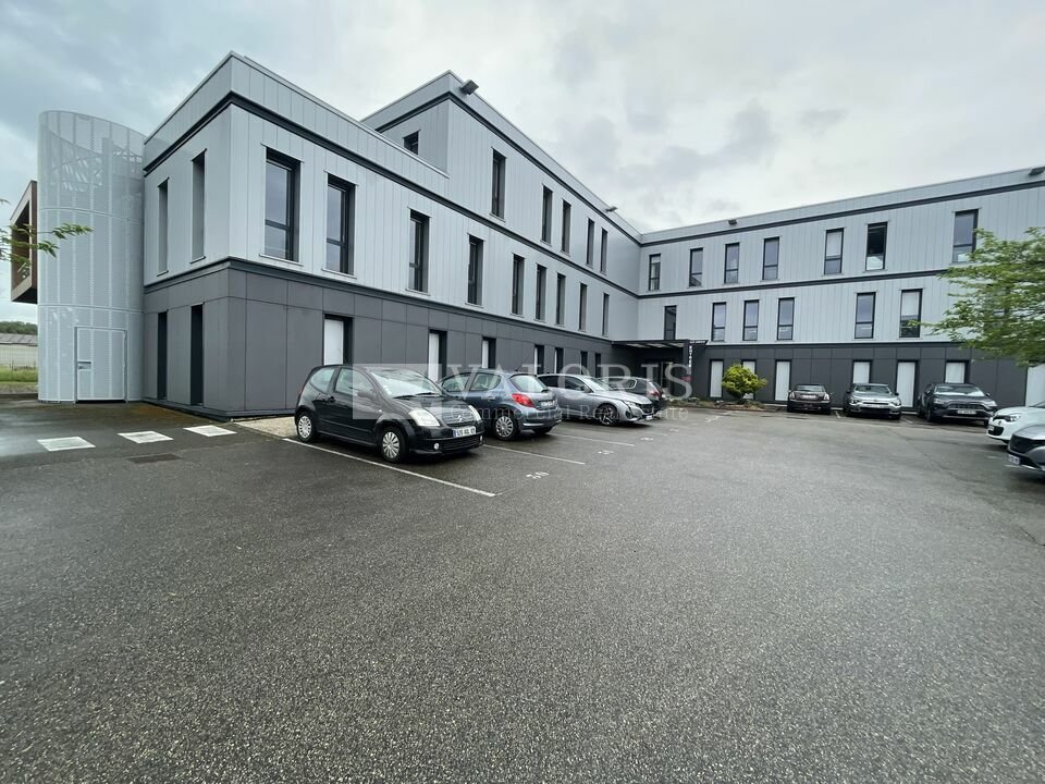 VALORIS REAL ESTATE LOCATION-BUREAUX-PUSIGNAN-69