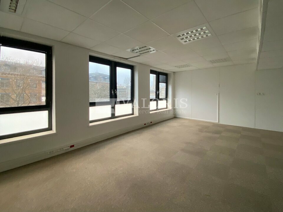 VALORIS REAL ESTATE LOCATION-BUREAUX-LYON_3-69