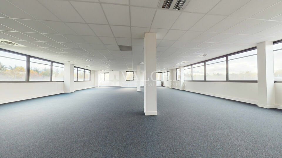 VALORIS REAL ESTATE LOCATION-BUREAUX-SAINT_PRIEST-69