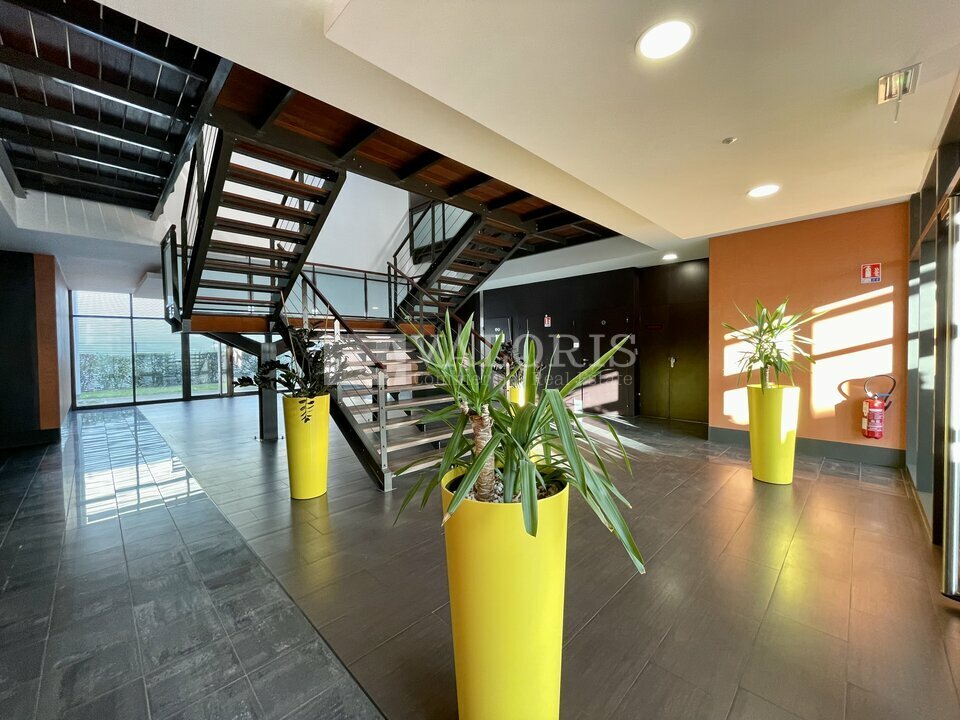 VALORIS REAL ESTATE LOCATION-BUREAUX-SAINT_PRIEST-69