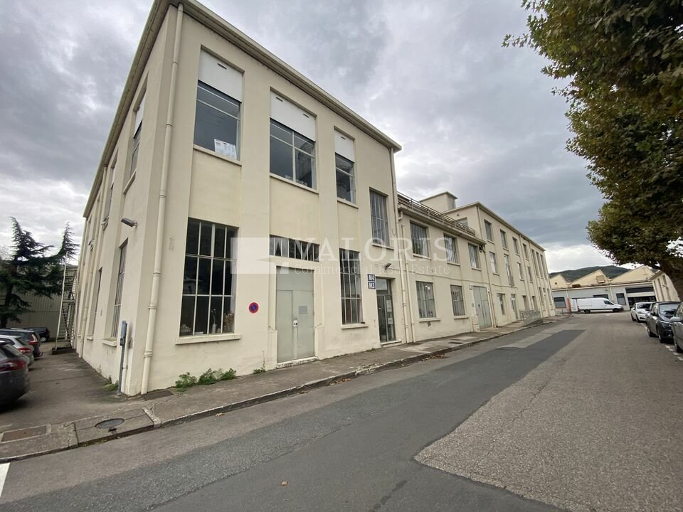 VALORIS REAL ESTATE LOCATION-BUREAUX-NEUVILLE_SUR_SAONE-69