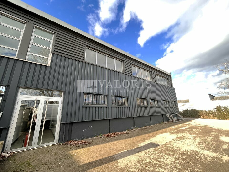 VALORIS REAL ESTATE LOCATION-BUREAUX-VILLEFRANCHE_SUR_SAONE-69