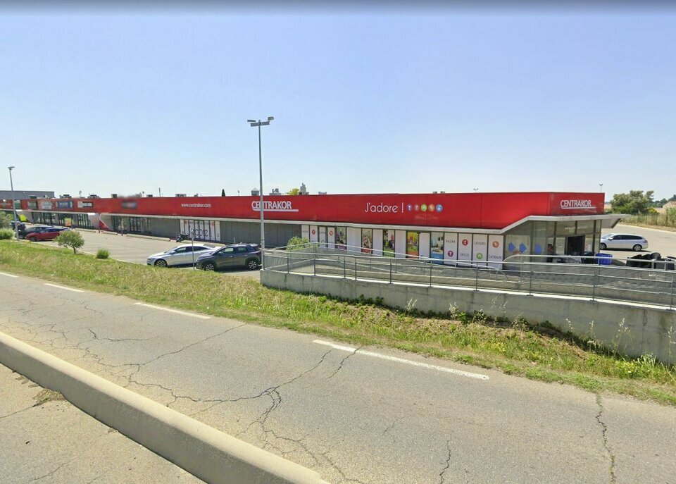 GDI LOCATION-LOCAL COMMERCIAL-BEAUCAIRE-30