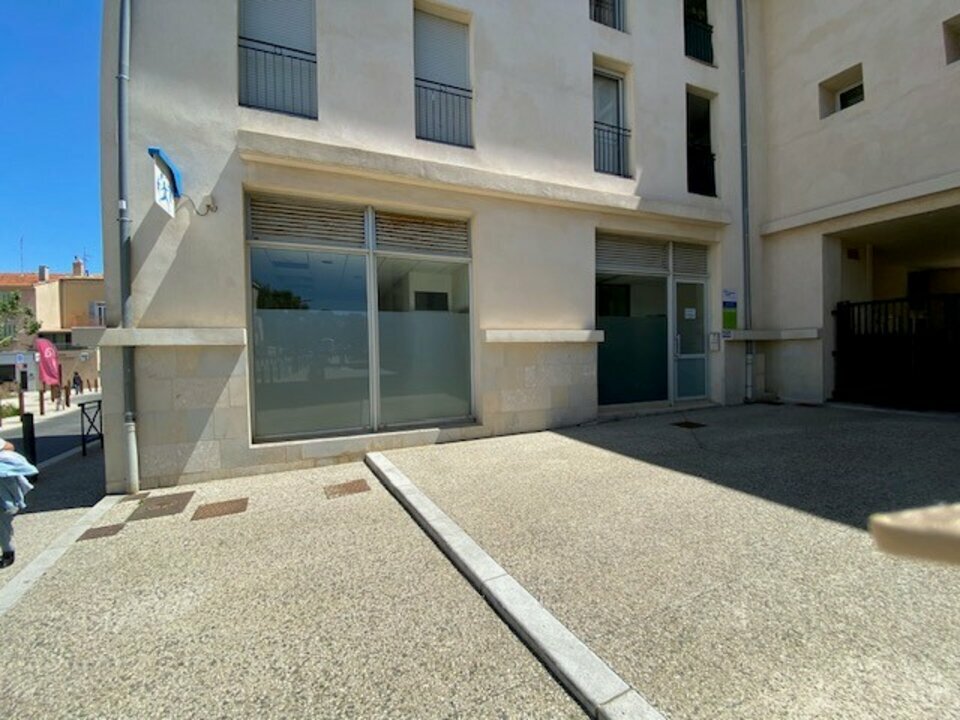 BLC IMMOBILIER LOCATION-LOCAL COMMERCIAL-LA_CIOTAT-13