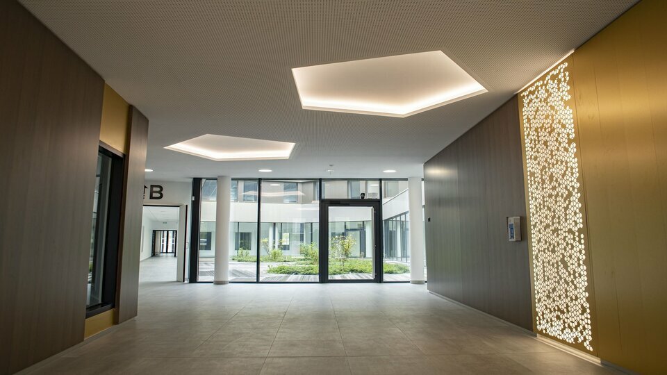 IMPACT CBRE LOCATION-BUREAUX-BEZANNES-51