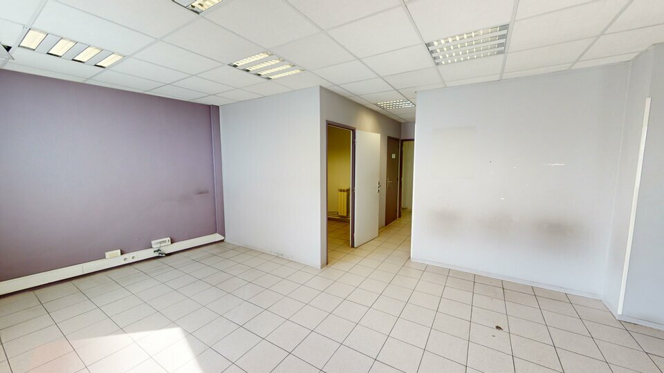 ACE IMMOBILIER LOCATION-LOCAL COMMERCIAL-SAINT_JEANNET-06