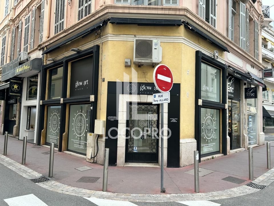 LOCOPRO ALPES MARITIMES LOCATION-LOCAL COMMERCIAL-CANNES-06