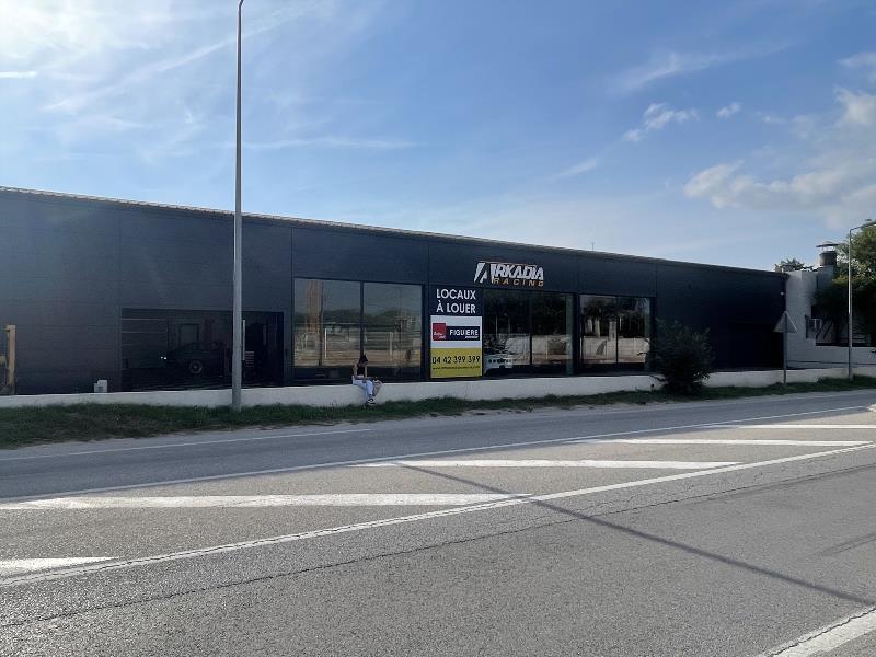 IPM LOCATION-LOCAL COMMERCIAL-LES_MILLES-13