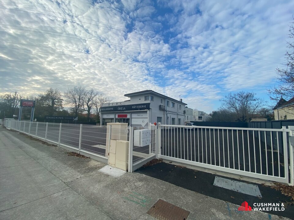 CUSHMAN WAKEFIELD BORDEAUX LOCATION-LOCAL COMMERCIAL-PESSAC-33