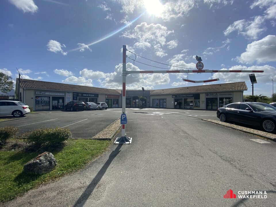 CUSHMAN WAKEFIELD BORDEAUX VENTE-LOCAL COMMERCIAL-CAVIGNAC-33