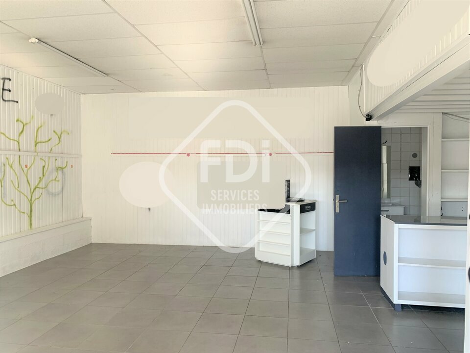 FDI GACI LOCATION-LOCAL COMMERCIAL-MAUGUIO-34