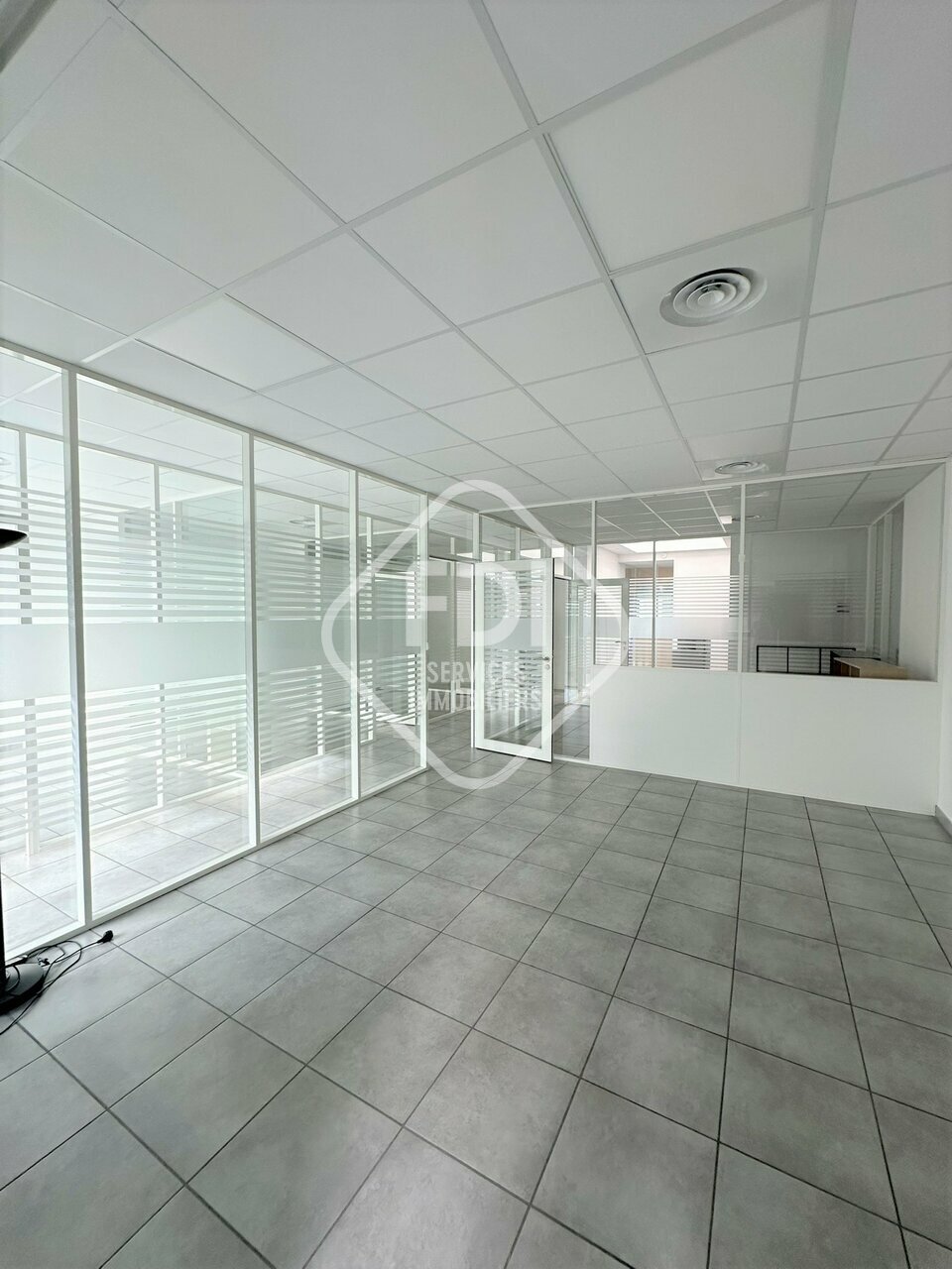 FDI GACI LOCATION-BUREAUX-PEROLS-34