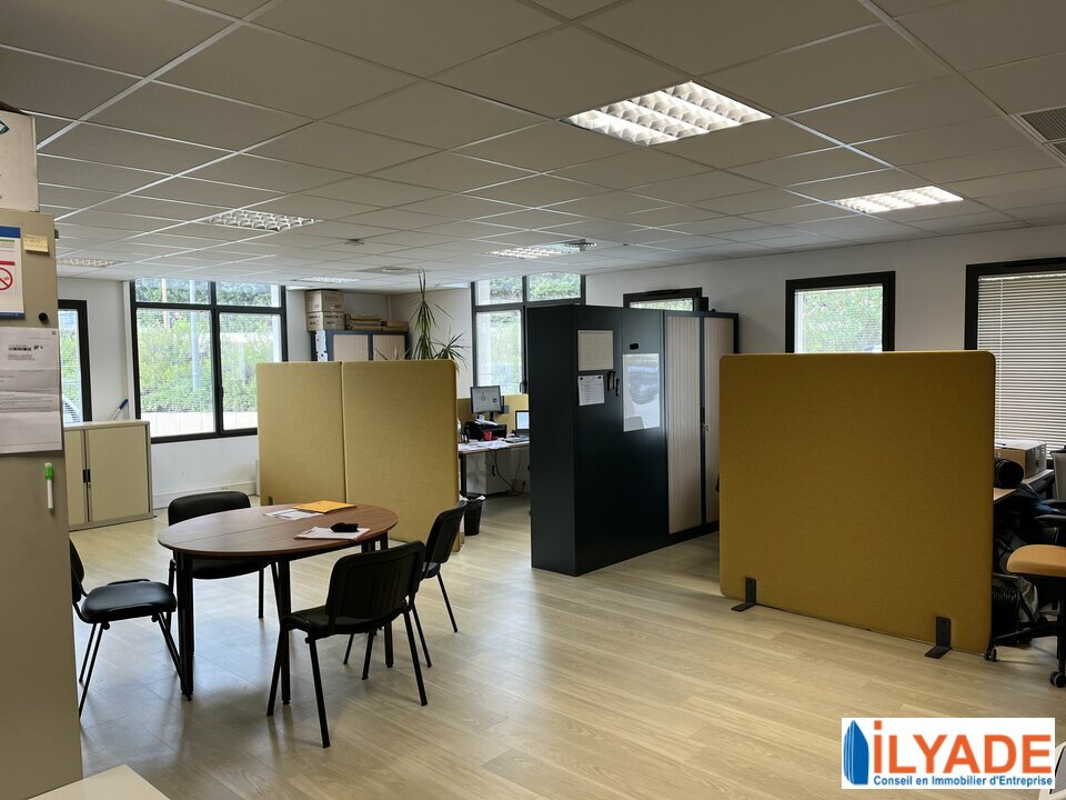 ILYADE VENTE-BUREAUX-CHATEAUNEUF_LE_ROUGE-13