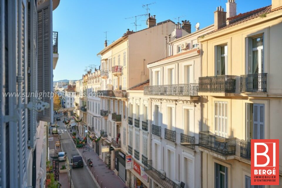 BERGE IMMOBILIER CANNES LOCATION-LOCAL COMMERCIAL-CANNES-06