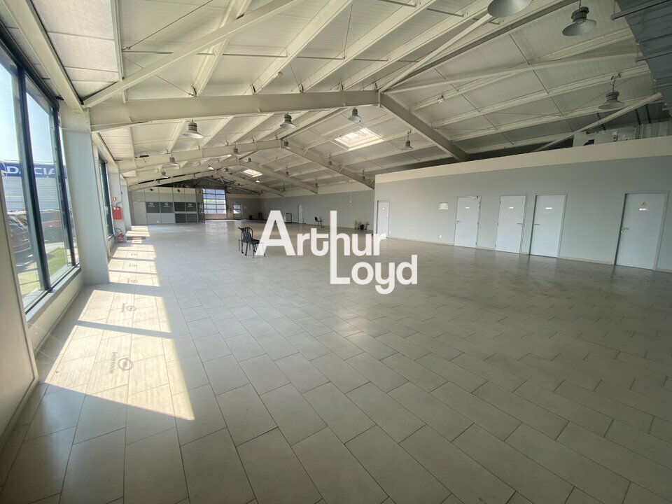 ARTHUR LOYD NICE SOPHIA LOCATION-LOCAL COMMERCIAL-FREJUS-83