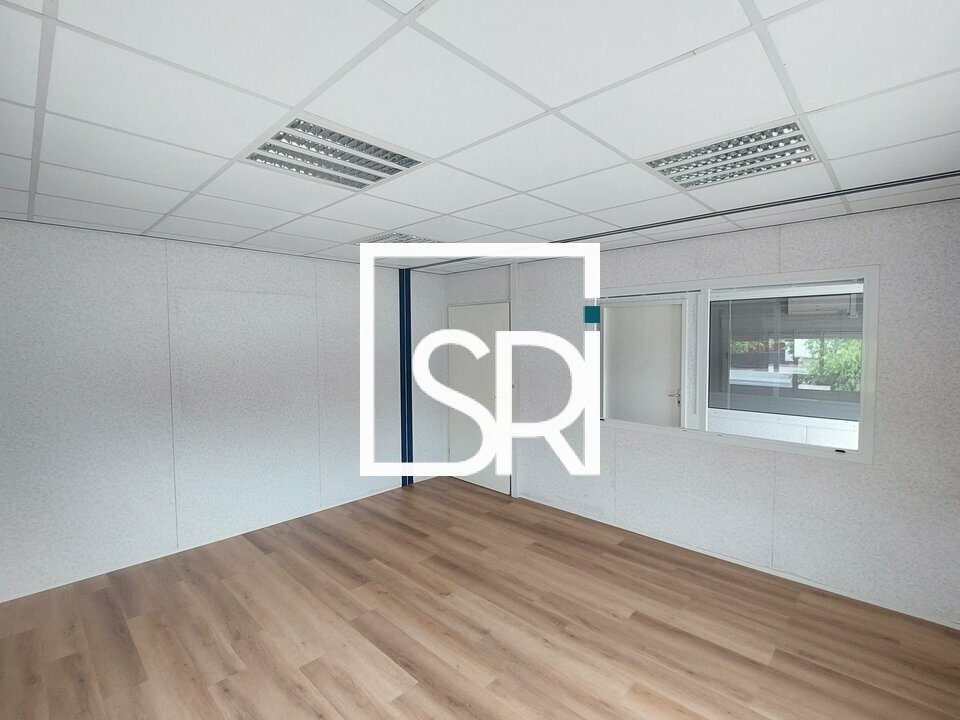 SRI LOCATION-BUREAUX-RIOM-63