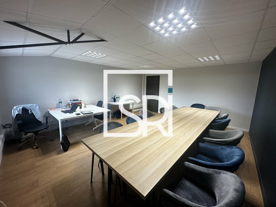 SRI LOCATION-BUREAUX-PERIGNAT_SUR_ALLIER-63