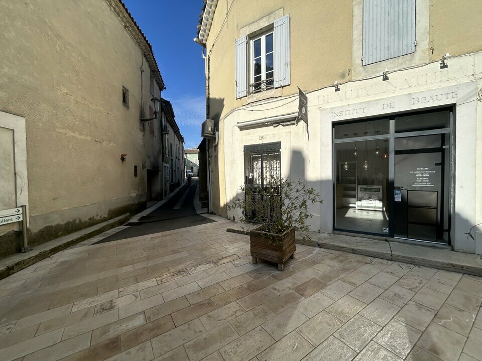 ALTEIRAC INVEST VENTE-LOCAL COMMERCIAL-ENTRAIGUES_SUR_LA_SORGUE-84