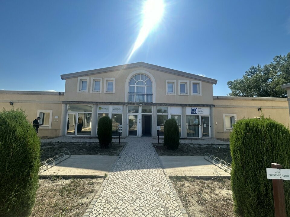 ALTEIRAC INVEST LOCATION-BUREAUX-CHATEAURENARD-13