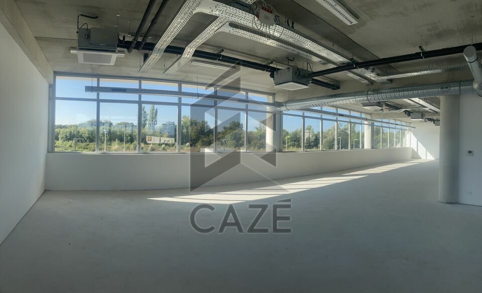 CAZE Immobilier LOCATION-BUREAUX-VILLENAVE_D'ORNON-33