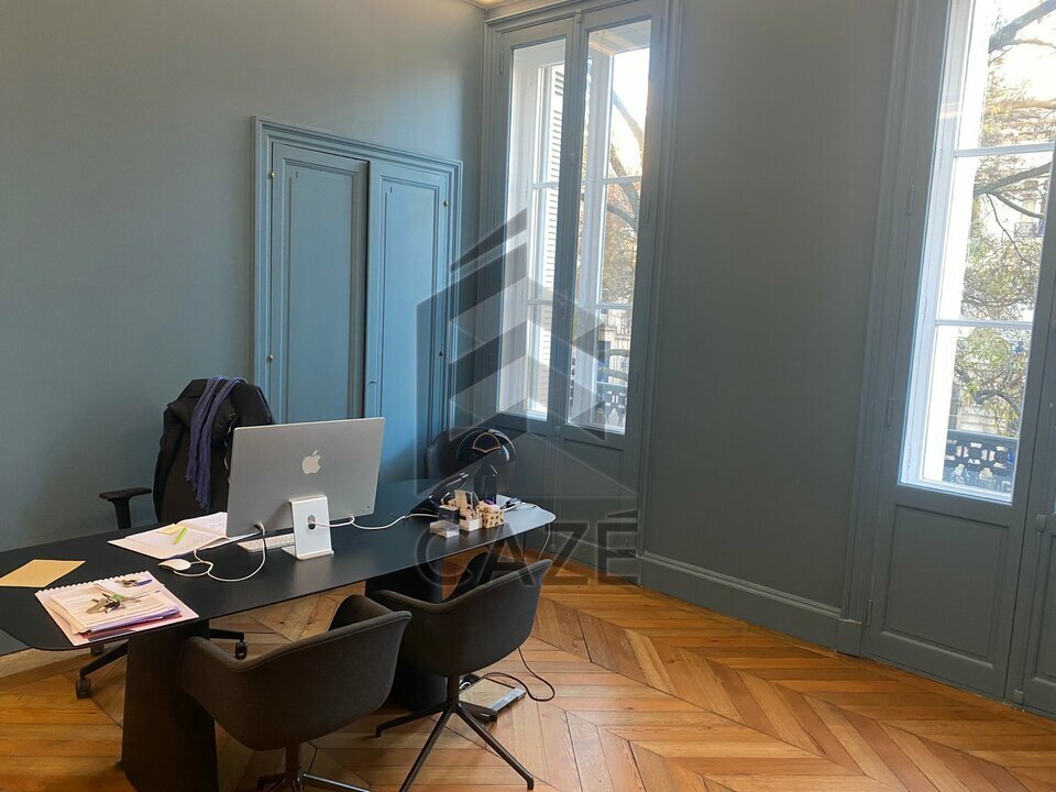 CAZE IMMOBILIER LOCATION-BUREAUX-BORDEAUX-33