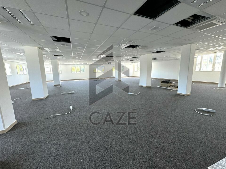 CAZE IMMOBILIER LOCATION-BUREAUX-LE_BOUSCAT-33