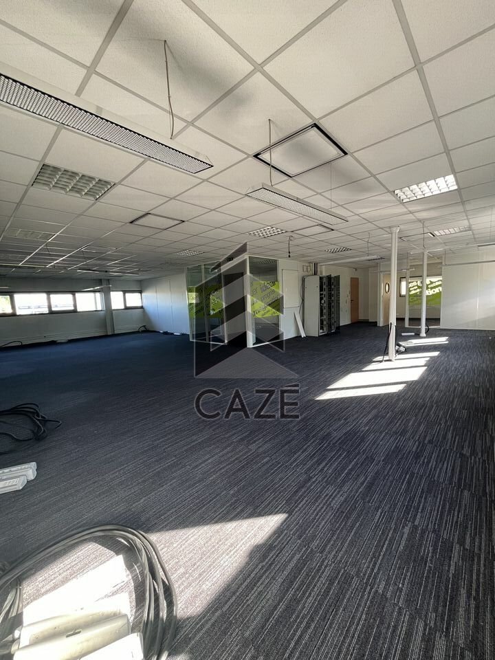 CAZE IMMOBILIER LOCATION-BUREAUX-VILLENAVE_D'ORNON-33