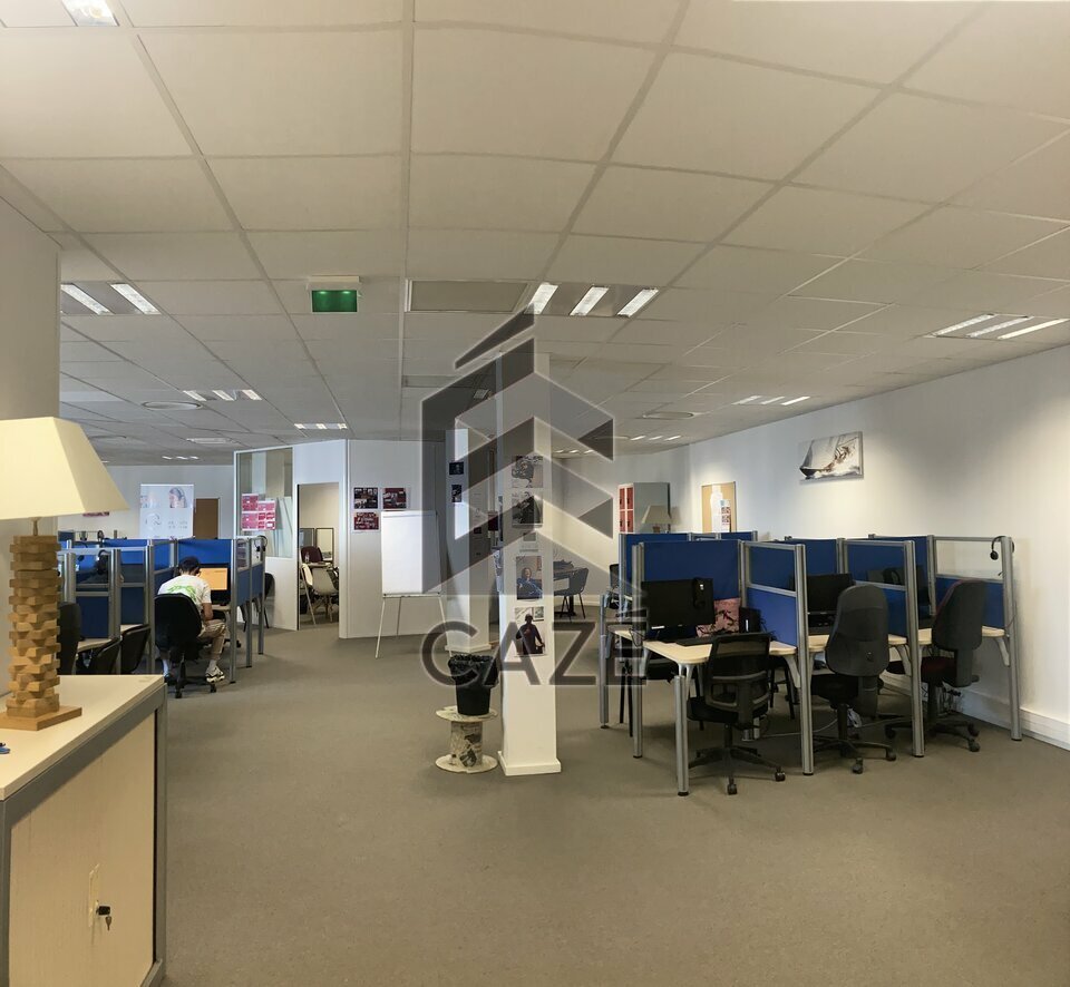 CAZE IMMOBILIER LOCATION-BUREAUX-PESSAC-33