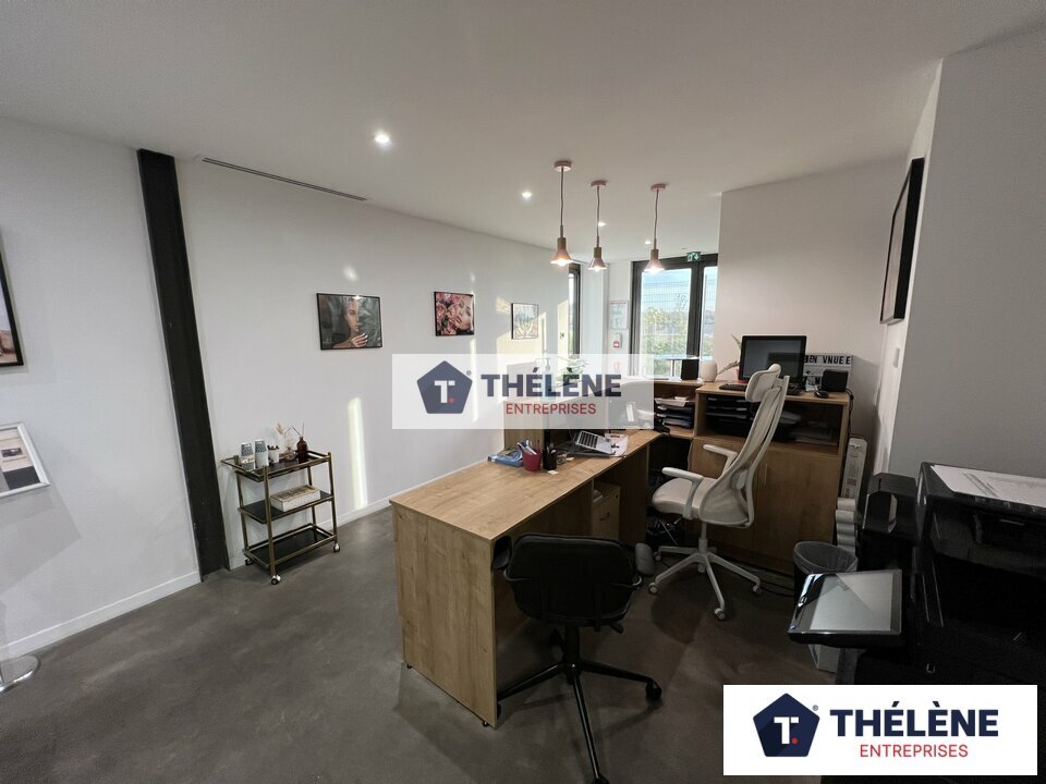 THELENE LOCATION-BUREAUX-MAUGUIO-34