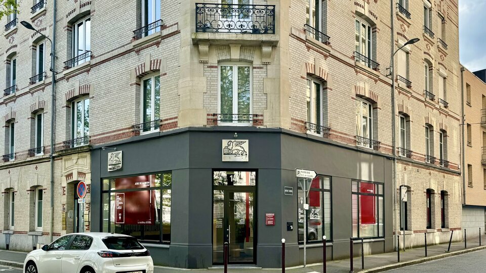 TOSTAIN ET LAFFINEUR LOCATION-BUREAUX-LA_MADELEINE-59