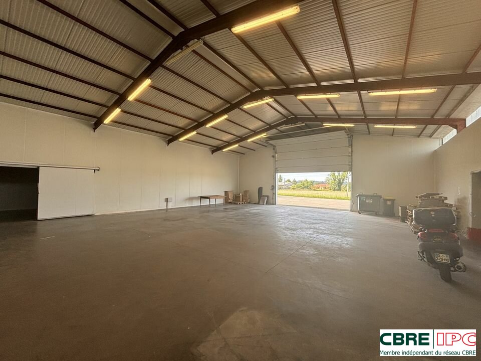 CBRE IPC LOCATION-LOCAL D'ACTIVITE-BELLOCQ-64