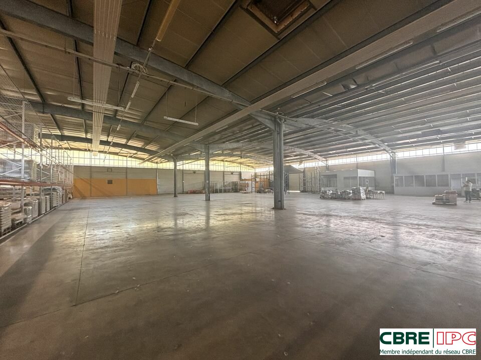 CBRE IPC LOCATION-ENTREPOT-BELLOCQ-64