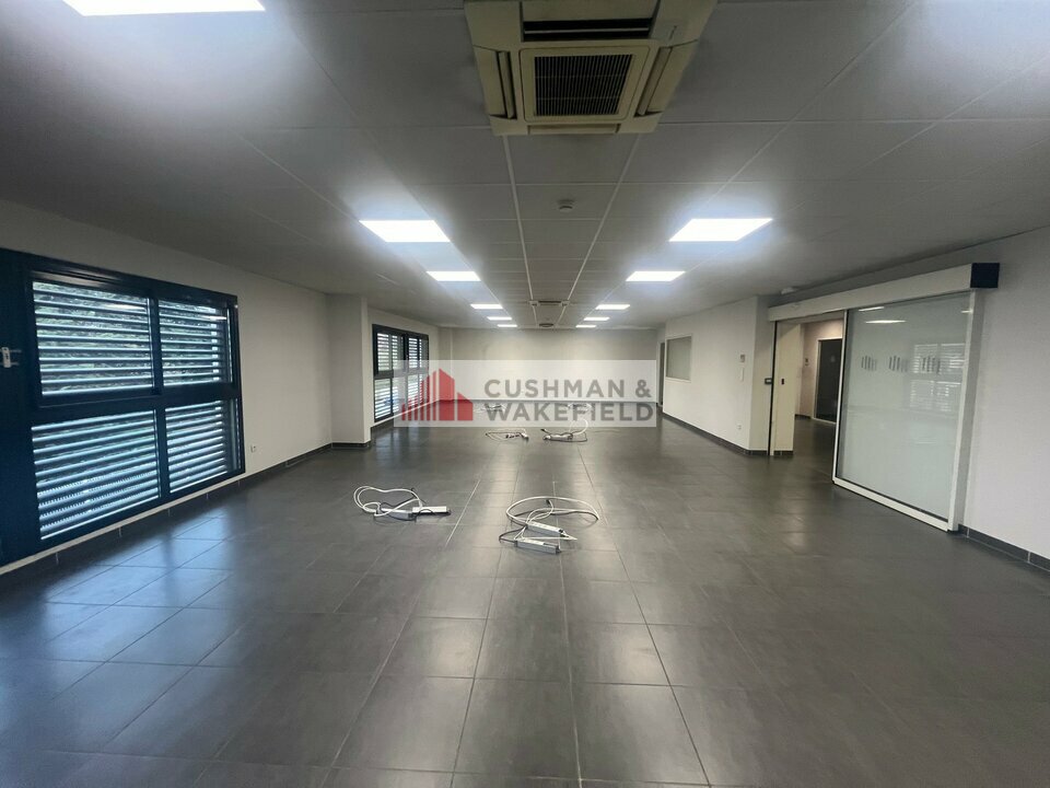 CUSHMAN WAKEFIELD NIMES LOCATION-BUREAUX-NIMES-30