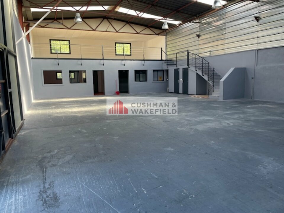 Cushman Nimes LOCATION-LOCAL D'ACTIVITE-SAINT_JEAN_DE_VEDAS-34