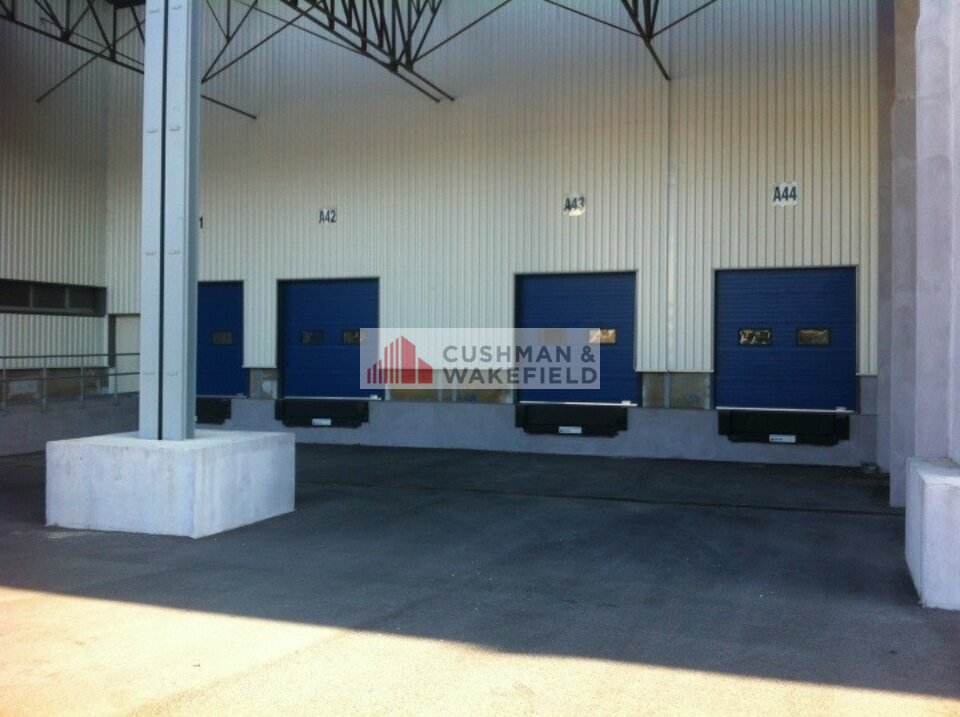 Cushman Nimes LOCATION-ENTREPOT-NIMES-30