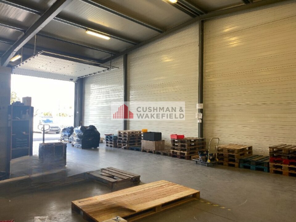 Cushman Nimes LOCATION-LOCAL D'ACTIVITE-GALLARGUES_LE_MONTUEUX-30