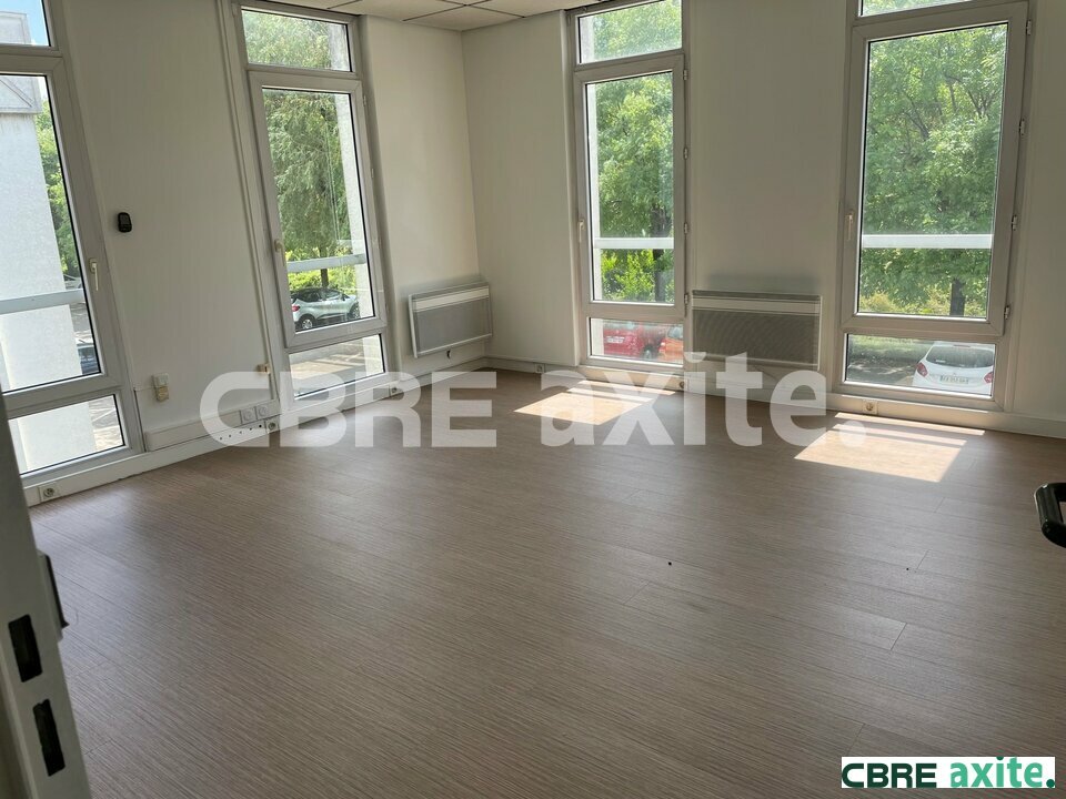 CBRE AXITE GRENOBLE VENTE-BUREAUX-SAINT_MARTIN_LE_VINOUX-38