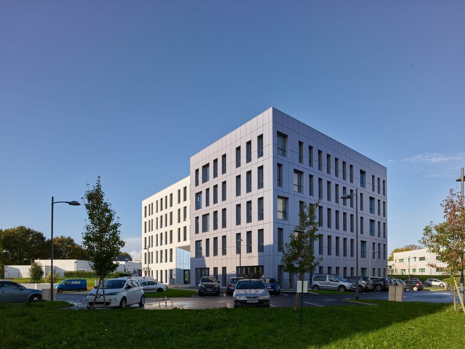 ARES PROPERTY LOCATION-BUREAUX-NANTES-44