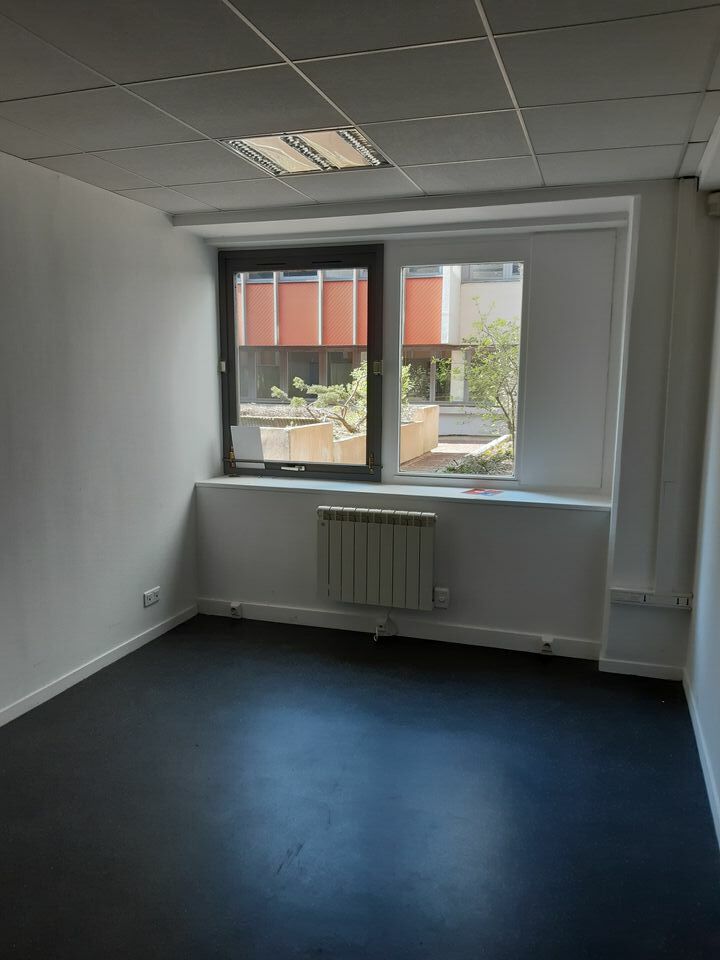 ARES PROPERTY LOCATION-BUREAUX-RENNES-35