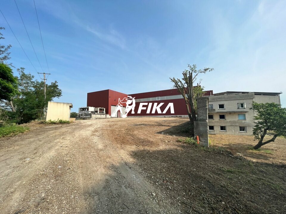 FIKA VENTE-LOCAL D'ACTIVITE-CAMPSAS-82