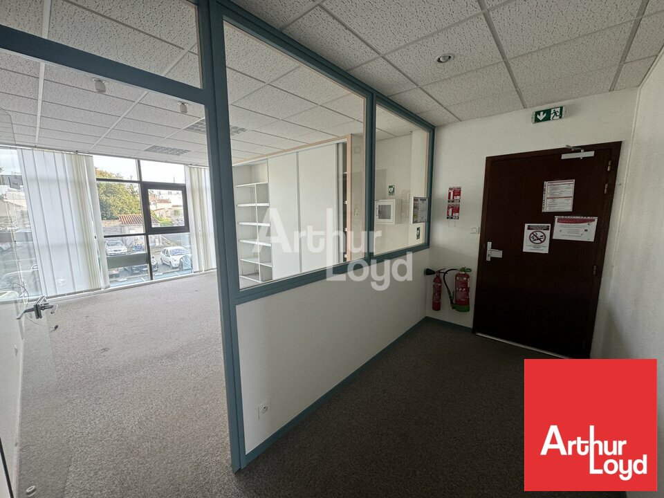 ARTHUR LOYD POITOU LOCATION-BUREAUX-NIORT-79