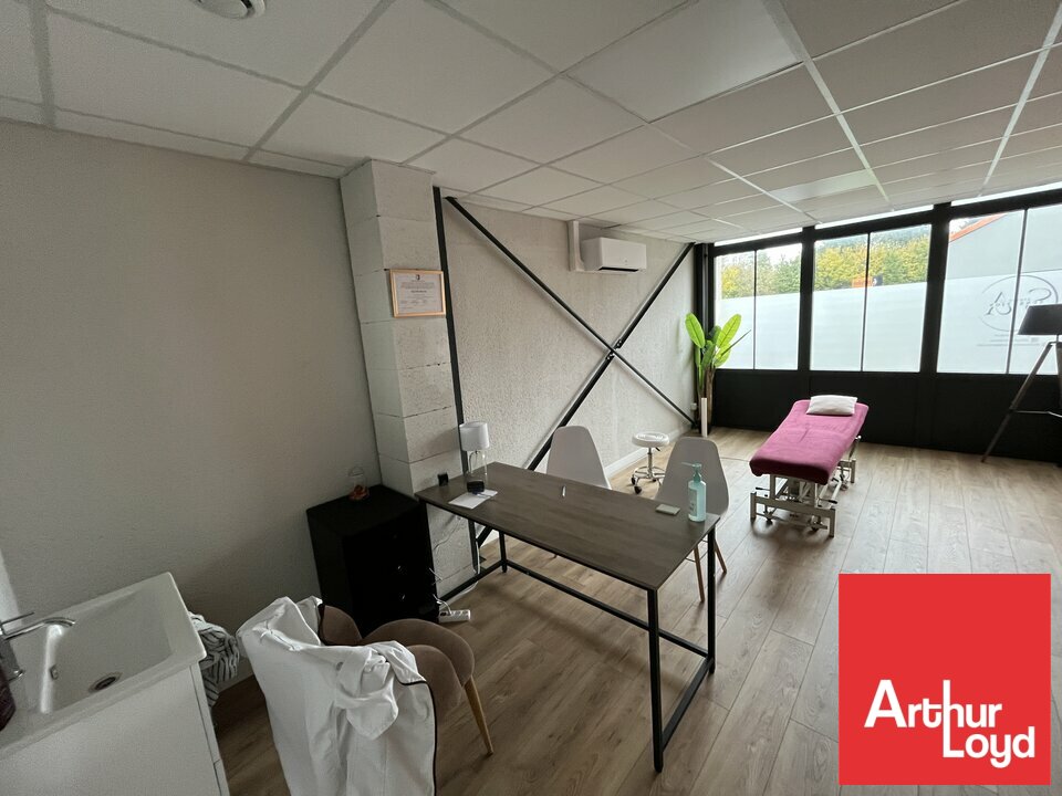 ARTHUR LOYD POITOU LOCATION-BUREAUX-SAINT_BENOIT-86