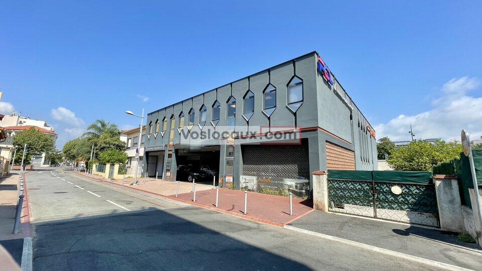 VOSLOCAUX.COM LOCATION-BUREAUX-CAGNES_SUR_MER-06