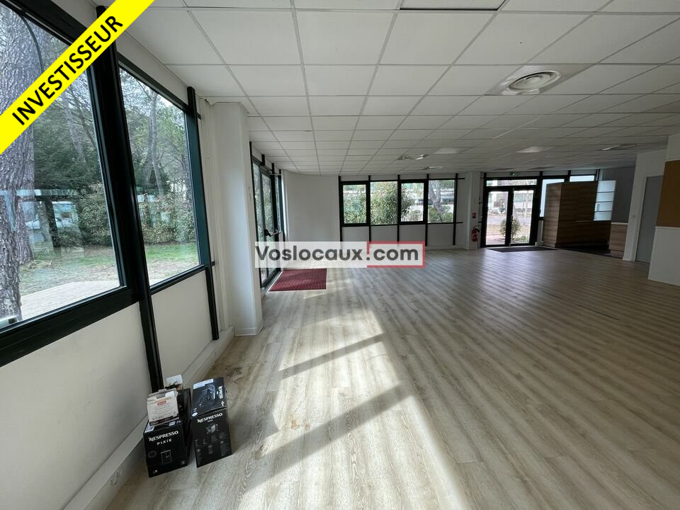 VOSLOCAUX.COM VENTE-BUREAUX-MOUGINS-06